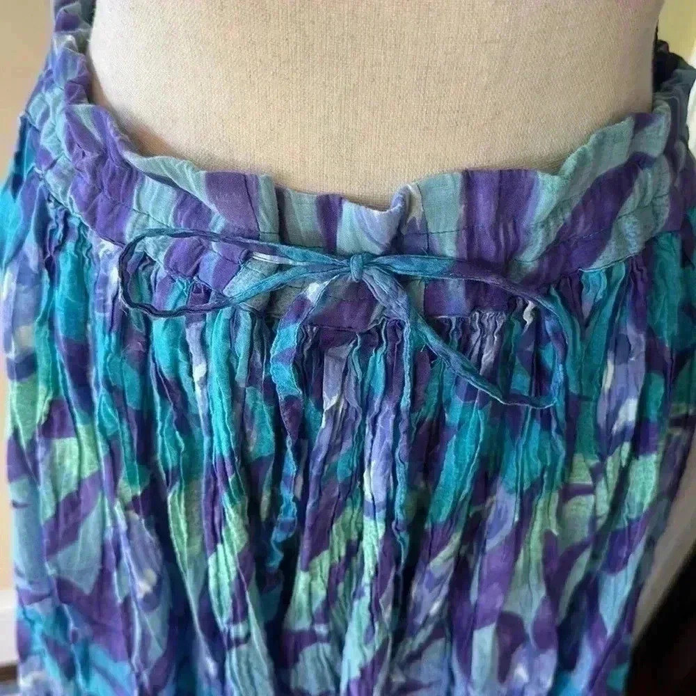 PHOOL | Vintage Broomstick Skirt with Colorful Tropical/Floral Print - Picture 3 of 5